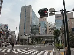 これは神奈川県川崎市高津区の街の風景写真