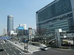 これは神奈川県横浜市港北区の街の風景写真