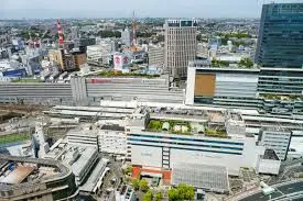 これは神奈川県横浜市西区の街の風景写真