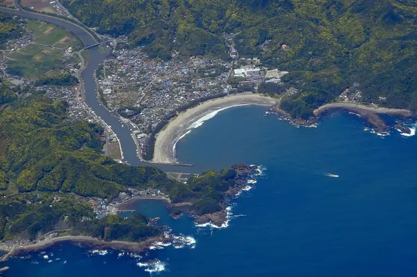 これは静岡県賀茂郡南伊豆町の街の風景写真