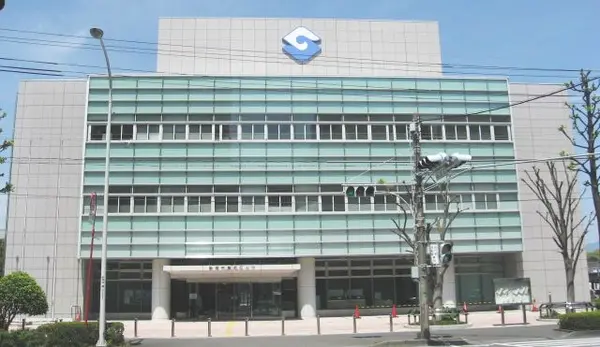 これは静岡県静岡市駿河区の街の風景写真